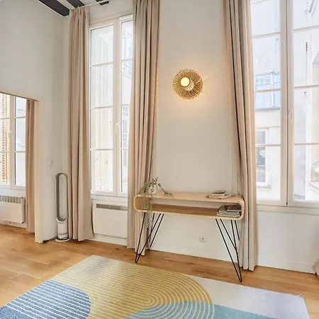 Superb Center Of Le Marais